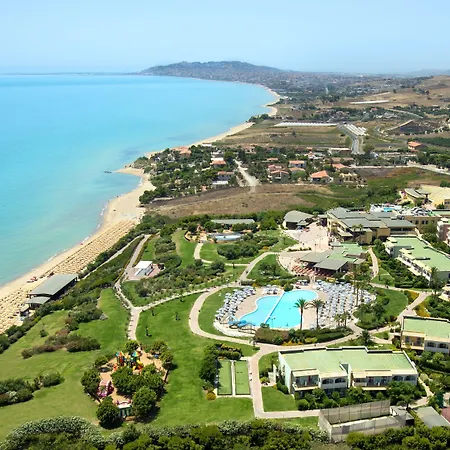 Serenusa Resort-3